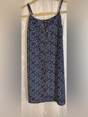 Timing Navy Floral Button Front Midi Dress | Spaghetti Strap | Size Medium 💙